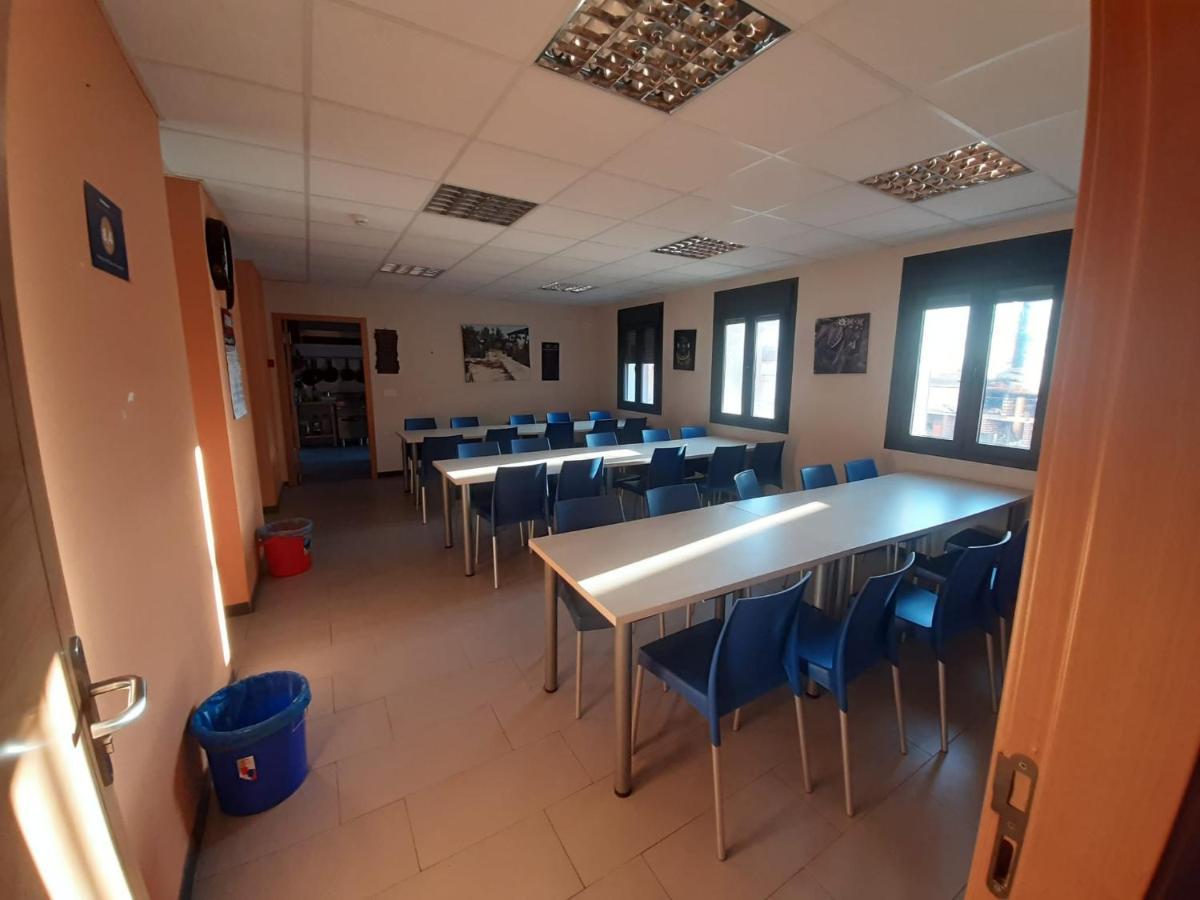 Albergue Villa Nava De La Asuncion Eksteriør bilde